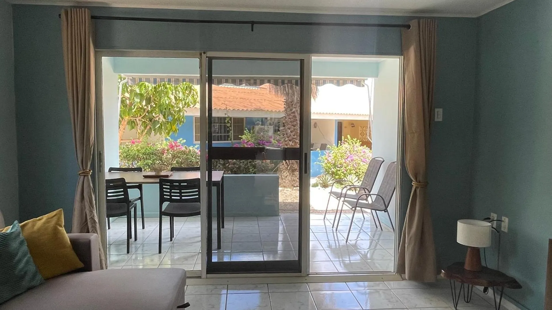 Kas Di Bami A-194 Op Seru Coral Resort - Ruim Appartement Met Groot Zwembad En Tropische Tuin Willemstad